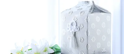 僧侶が法要を行う様子